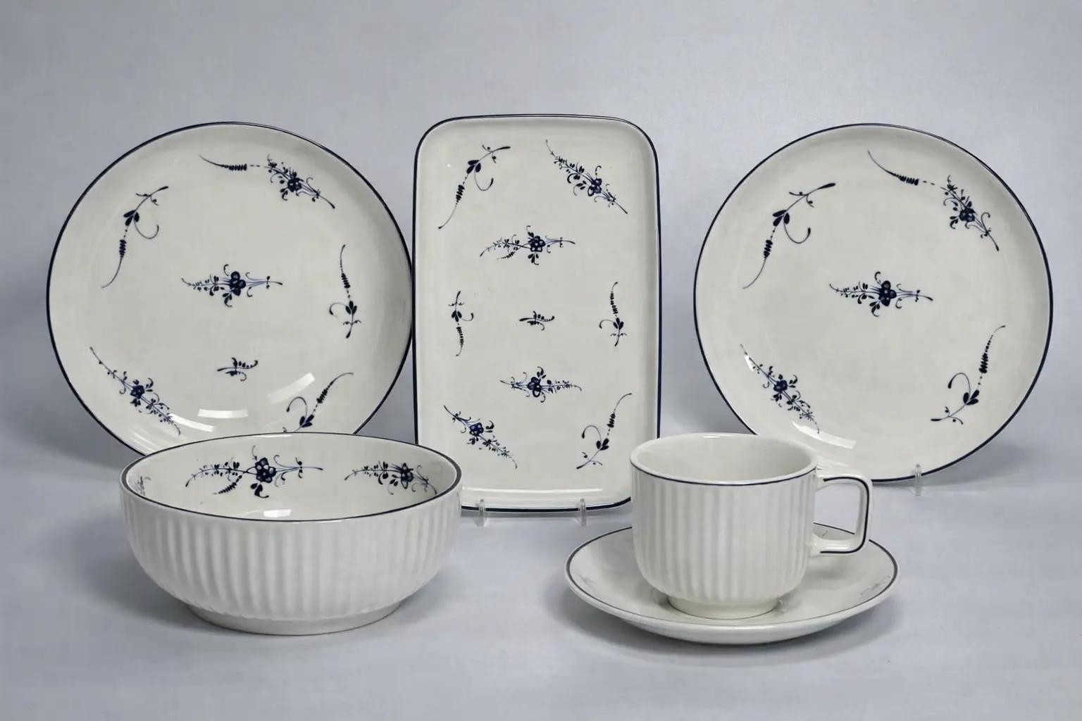 Столовий сервіз на 6 персон 32 предмети  RG 1123