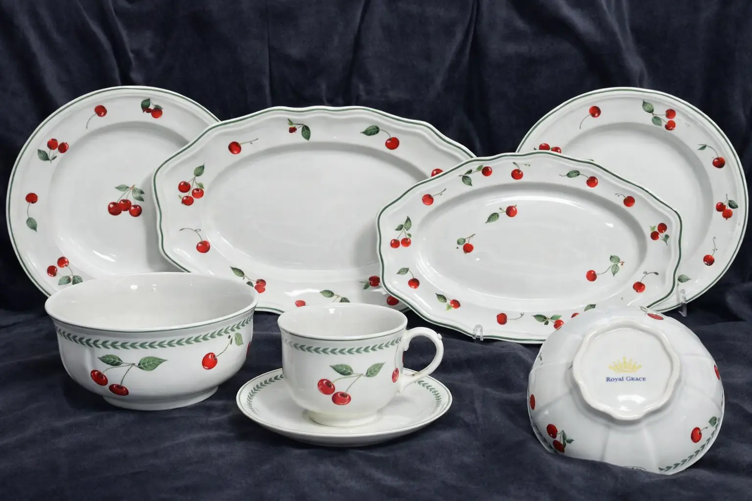 Столовий сервіз на 6 персон 33 предмети RG 1119