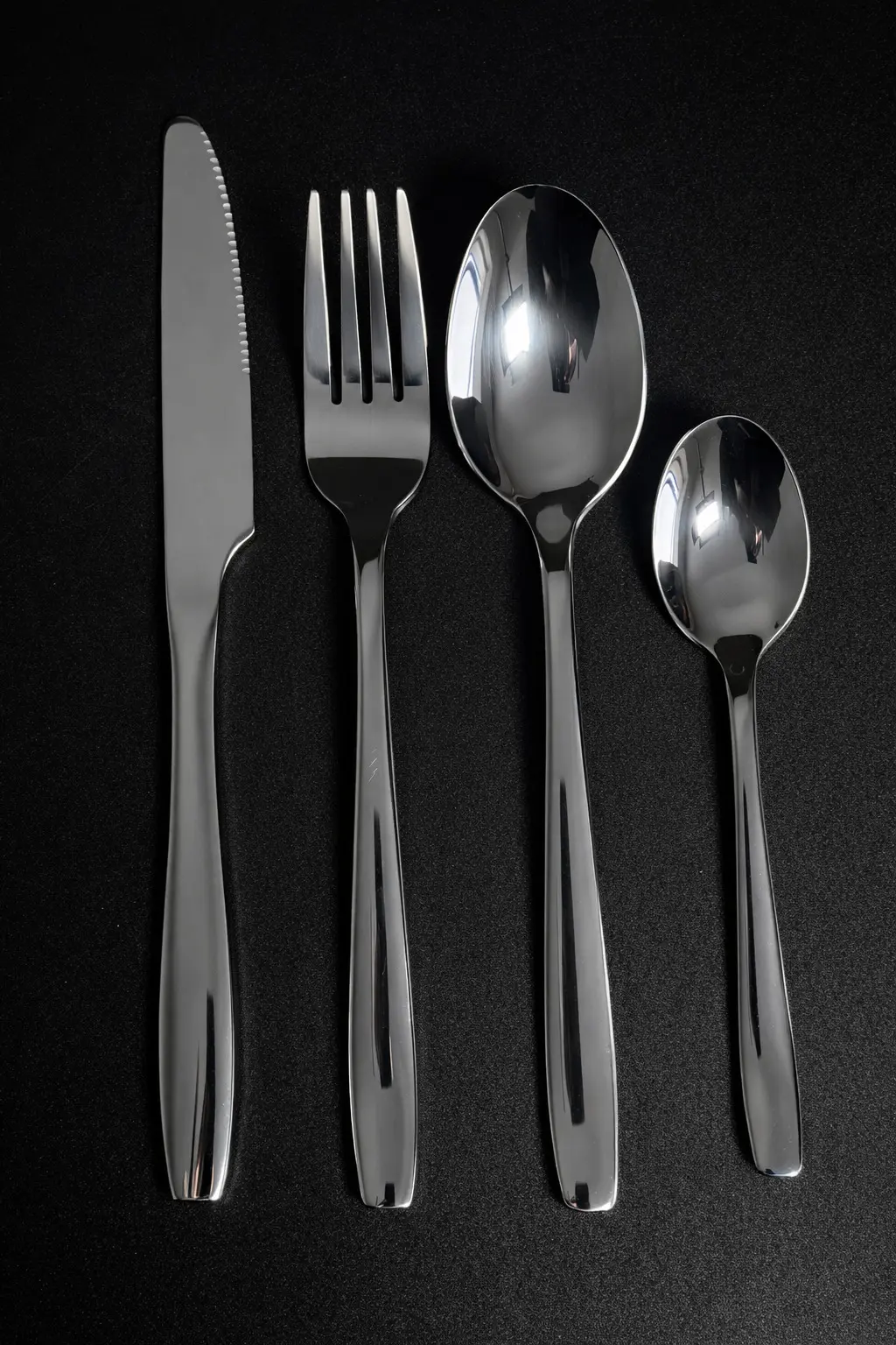 Набір столових приладів 24 предмети 20-5