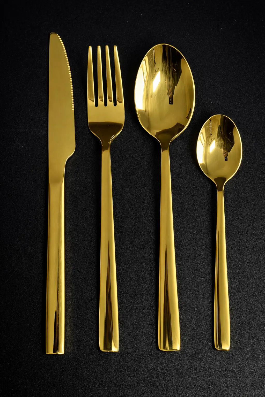 Набір столових приладів 24 предмети 20-6